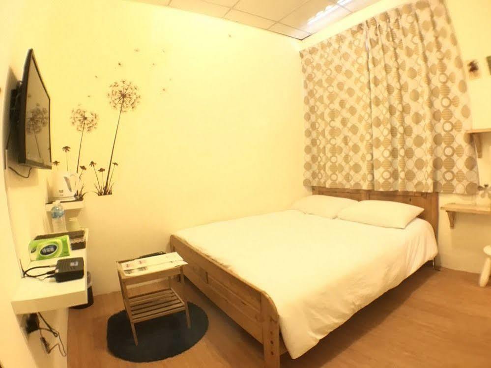 Love Hostel Tainan Dış mekan fotoğraf